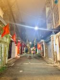 Căn nhà Cực Đẹp trong con hẻm YÊN BÌNH núp sau trục đường hối hả SÀI THÀNH