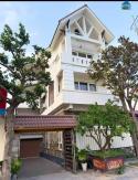Bán biệt thự mặt đường Bùi Thị Xuân, Đông Nam Cường, TP Hải Dương, 150m2, mt 9m, 3.5 tầng, view sông