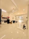 Bán Gấp Nhà Hiếm (5,2x18,6), Nguyễn Thị Tần, Quận 8, Sổ Hồng, Giá chỉ 7.XX Tỷ TL
