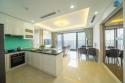Bán căn hộ 3PN, dt 95m2 tại C6 Vinhomes D'Capitale, view hồ điều hòa, giá 12.x tỷ