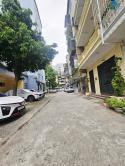 Phân Lô Cầu Giấy - Ô Tô Tránh, Vào Nhà | 55m2 - MT 6m | 6 PN, Nhà Dân Xây Chắc Chắn