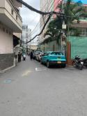 Nhà 4 tầng trung tâm Phú Nhuận, gần ngay mặt tiền Phan Đình Phùng, 42m², SỐC chưa tới 9 tỷ