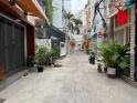 Nhà 4 tầng ngay trong khu ẩm thực Phan Xích Long, hai mặt tiền trước sau