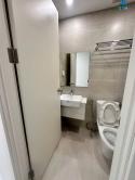 Chuyển nhượng căn hộ officetel 28m2 giá chỉ 1tỷ950 all in, sẵn HĐ thuê, giao HTCB. LH 0938839926...