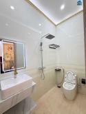 Nhà phố ngang 5m đang hoàn thiện tại Thạnh Xuân 25, Quận 12