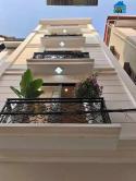 Bán nhà nhỉnh 5Tỷ Đầu phố Hồ Tùng Mậu gần Cầu Giấy 50m2 5tầng mặt tiền 4m (1)