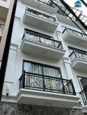 Nhỉnh 10 tỷ có toà nhà 9 tầng thang máy phố Quan Hoa, 48m2, 1 nhà ra phố.