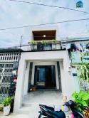 Chỉ 85tr/m2 có nhà đẹp,3 PN,full nội thất ngay chợ Xóm Mới,P.16,GV