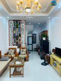 Nguyễn Khang-Trung Tâm Cầu Giấy-Lô Góc- Ôtô Đỗ Cách 15m-42m2-5 Tâng-Nhỉnh 4 Tỷ