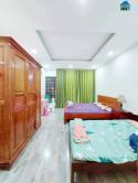 Bán nhà Nhân Hòa, ô tô tránh, tặng full nội thất, 44m2 chỉ 5 tỷ.