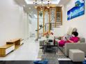 Giảm chào 500tr, Cầu Giấy, nhà đẹp, 2 thoáng, 50m ra ô tô, gần phố- hồ 42m2 chỉ 4,7 tỷ