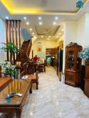 Bán nhà Đội Cấn, Ba Đình 50m2 4T hơn 7 tỷ DÂN XÂY, MỚI ĐẸP 0912288365.