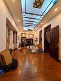 Bán nhà ngõ 72 Nguyễn Trãi 48m 5 tầng LÔ GÓC  ngõ thông kinh doanh ô tô đỗ cửa 5.9 tỷ lh0975124520