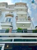 Bán gấp nhà PHAN VĂN TRỊ, BÌNH THẠNH, 5 lầu, 6 phòng, 5.8 tỷ