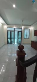 Chủ cần bán gấp nhà  Lê Trọng Tấn, nhà đẹp khách về ở luôn thoáng sáng vô cùng,4 tầng nhỉnh 3  tỷ.