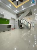 Bán nhà đẹp 4 tầng ở ngay Phạm Văn Hai Phường 5 Tân Bình 52m2 chỉ 8.4 tỷ.