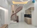 Bán nhà phố Tân Mai, 39m2, Phân Lô, Ô TÔ, giá rẻ bất ngờ.