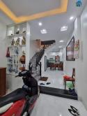 Bán nhà 37m2 4 ngủ phố Âu Cơ, Tây Hồ ngõ Ô tô thông 4 tỷ