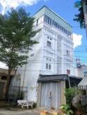 Bán nhà MT Võ Công Tồn . DT 8.2 x 25 nở hậu . nhà 3 lầu đang làm CHDV