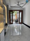 Bán 2 căn nhà ngõ phố Nguyễn An Ninh Hoàng Mai Hà Nội DT 55mx5T có sân cổng riêng