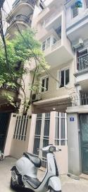Cực Hiếm Lõi Hai Bà, 50m2x5t, Đẹp View Hồ - Ô Tô Đỗ Cửa Vào Nhà, Giá 9.8 Tỷ