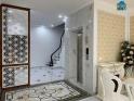 Bán gấp trong ngày 48m Nguyễn KhánhToàn thang máy 8.2 tỷ.