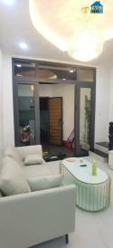 Bán nhà 3 tầng tặng nội thất sang xịn mịn, vài bước chân ra trường chợ, giá nhỉnh 3 tỷ
