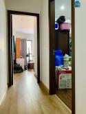 Cần bán gấp nhà phố Hào Nam 43m2 xây 5 tầng, 4 phòng ngủ