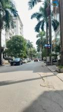 Bán nhà phố Dịch Vọng Hậu, Cầu Giấy; 45m2; 5 tầng 6 ngủ; 2 thoáng; Gần phố