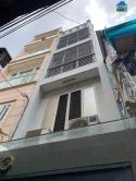 Bán Gấp Nhà Đoàn Văn Bơ , Phường 9 Quận 4 , 30m2 , 5 Tầng , Nhỉnh 4 Tỷ.