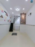 Bán nhà 30m2, Lạc Long Quân, Tân Bình, nhà Đẹp ở ngay, giá chỉ 2.x tỷ