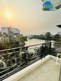 Bán nhà mặt phố Yên Hoa, view Hồ Tây, 50m vuông 6 tầng giá 24 tỷ