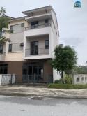 Cần bán căn góc cổng khu biệt thự giá tốt tại VSIP Bắc Ninh