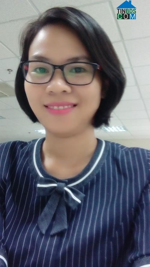 Ms. Hiền