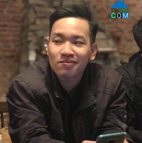 Nguyễn Việt Hoàng