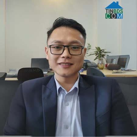 Hoàng Việt Anh