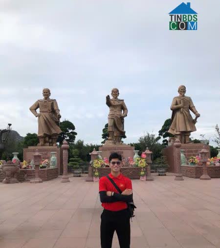Bùi Việt